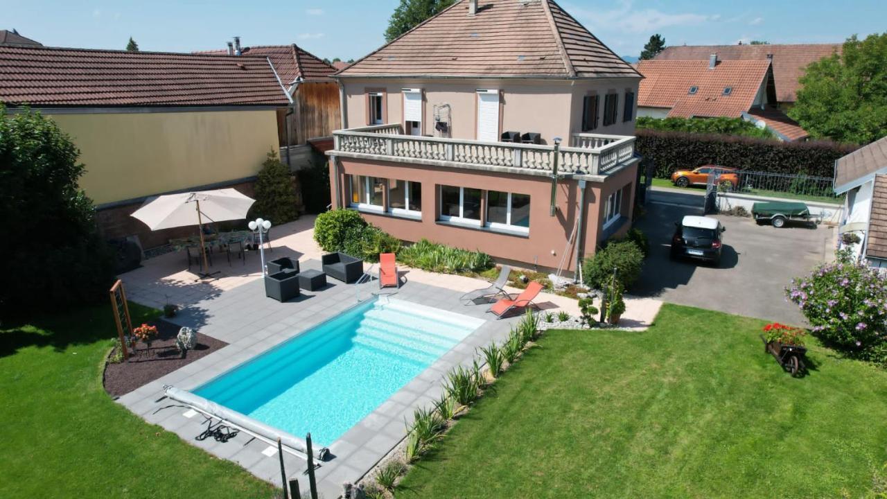 Maison Curiale Montreux-Chateau 外观 照片
